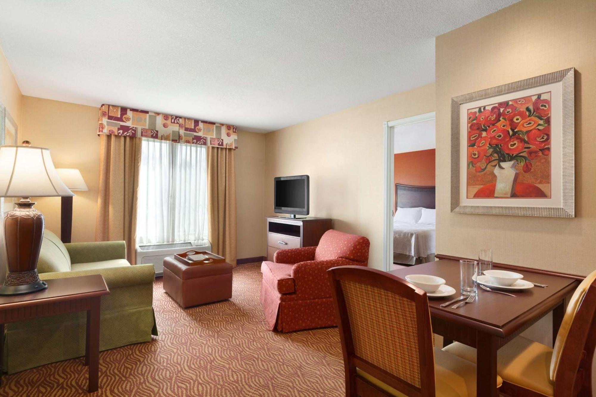 Homewood Suites Medford Bagian luar foto