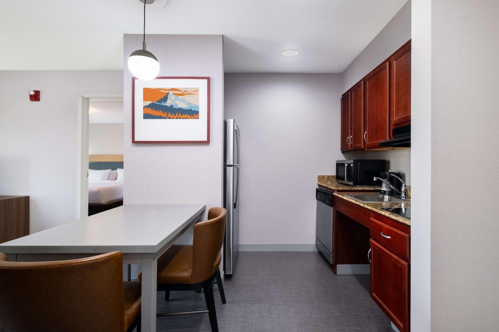 Homewood Suites Medford Bagian luar foto