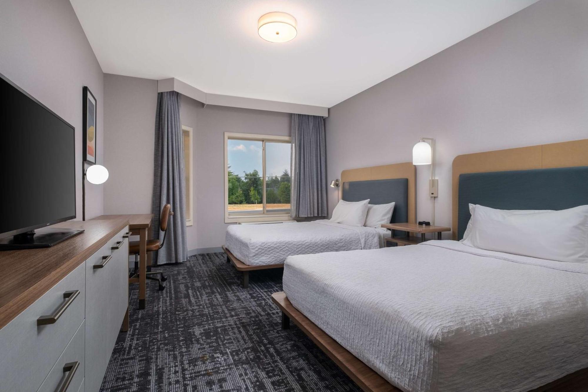 Homewood Suites Medford Bagian luar foto