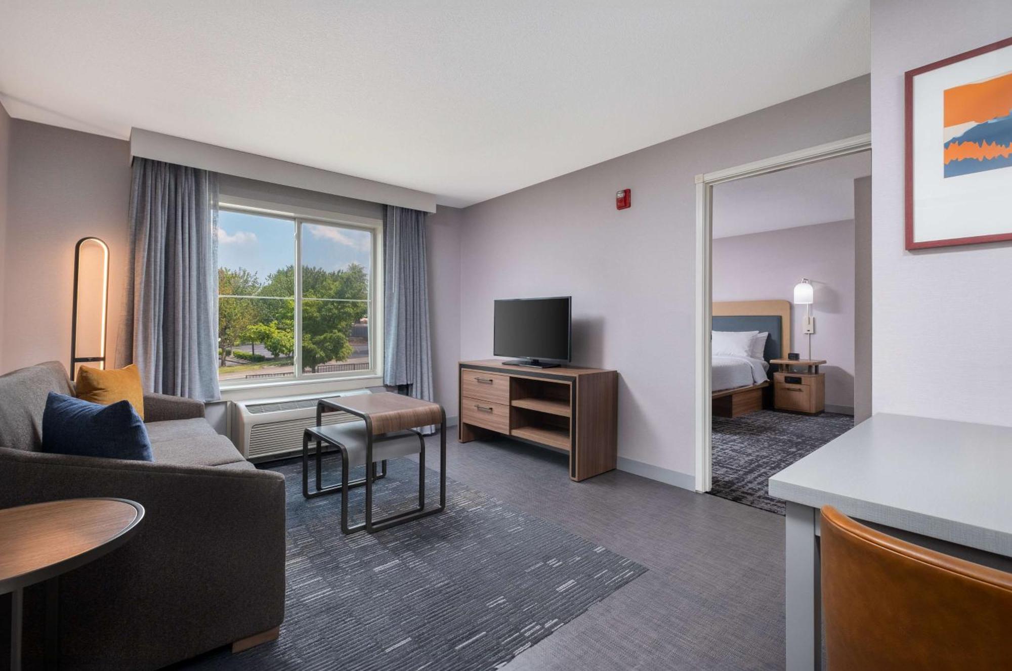 Homewood Suites Medford Bagian luar foto