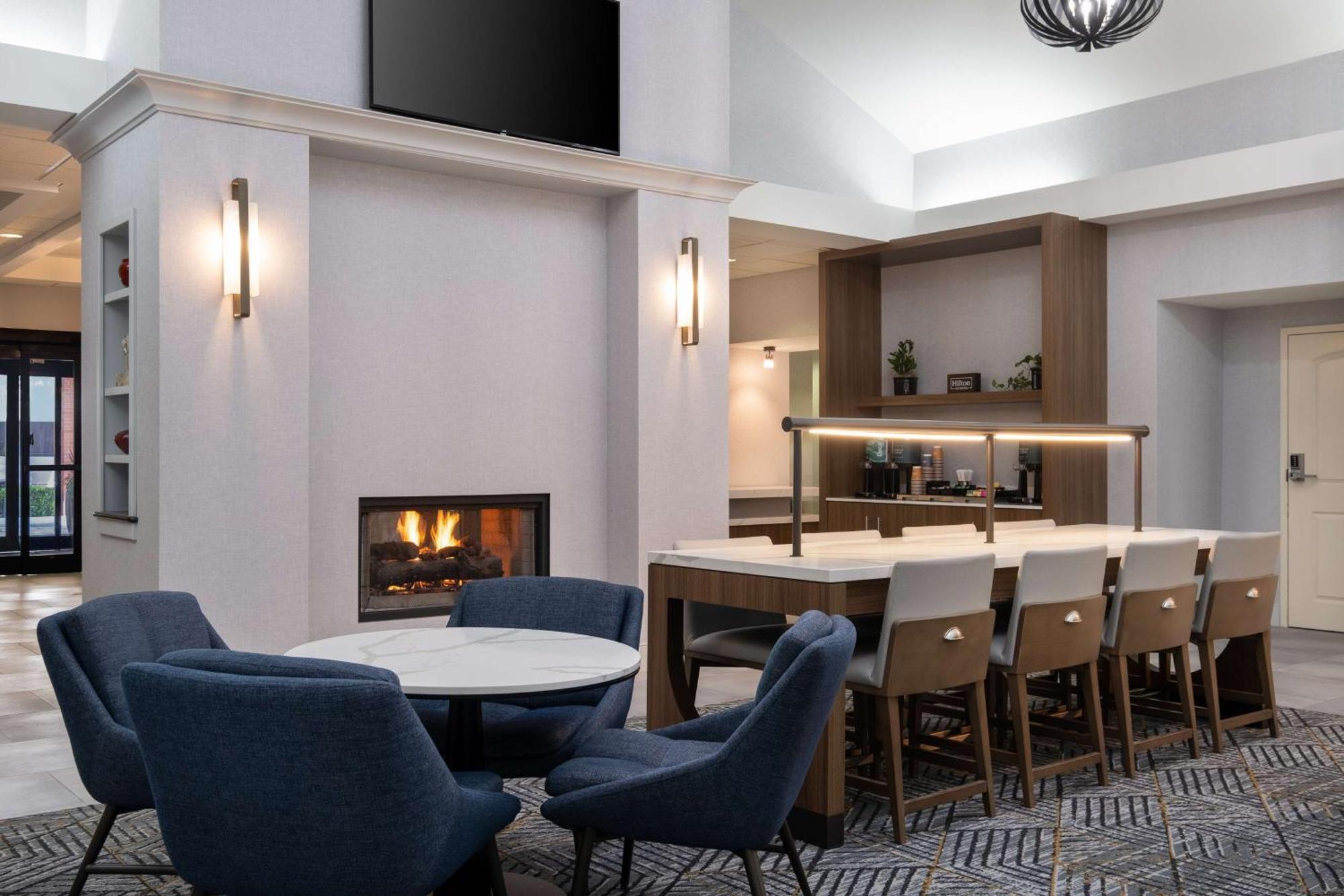 Homewood Suites Medford Bagian luar foto