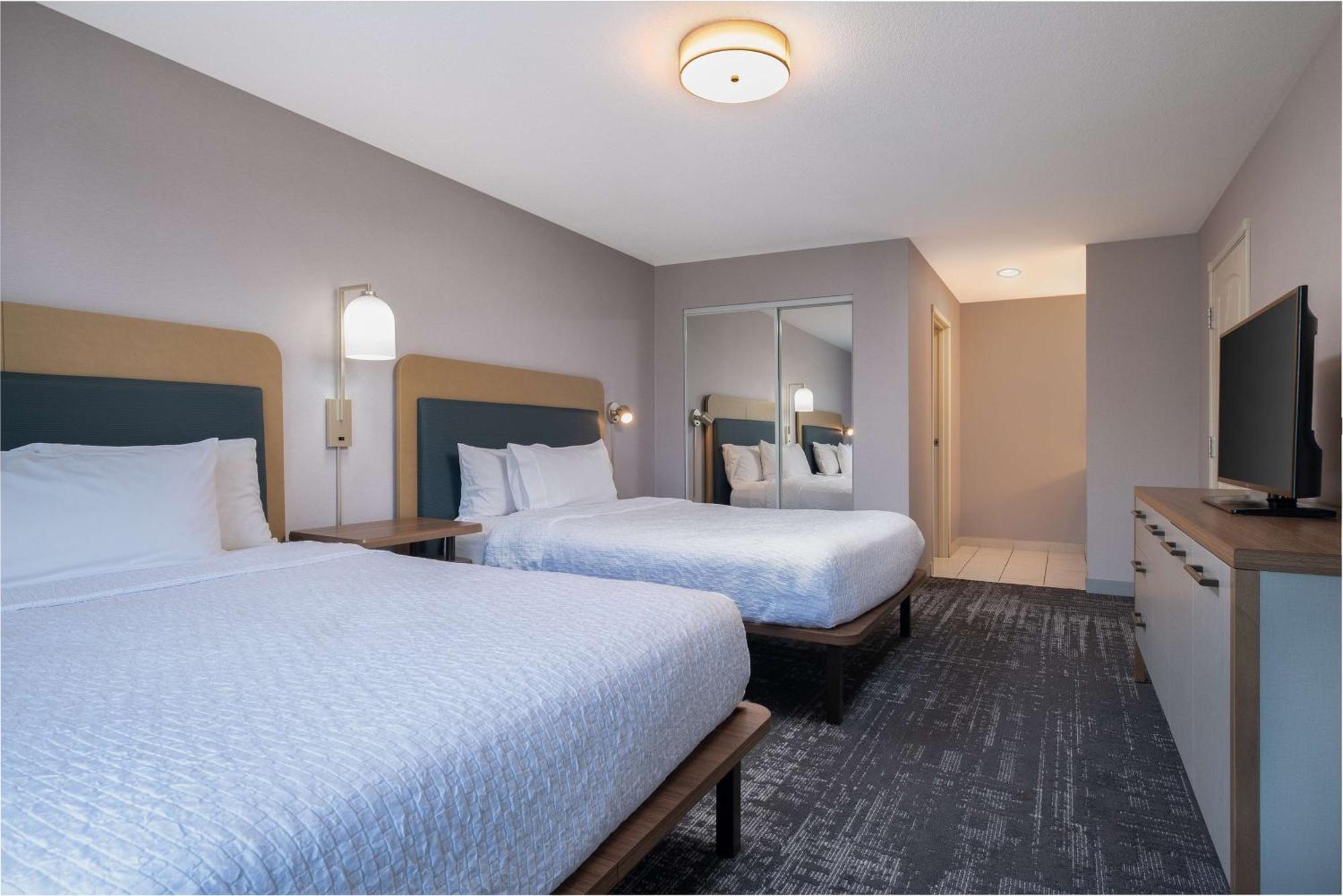 Homewood Suites Medford Bagian luar foto